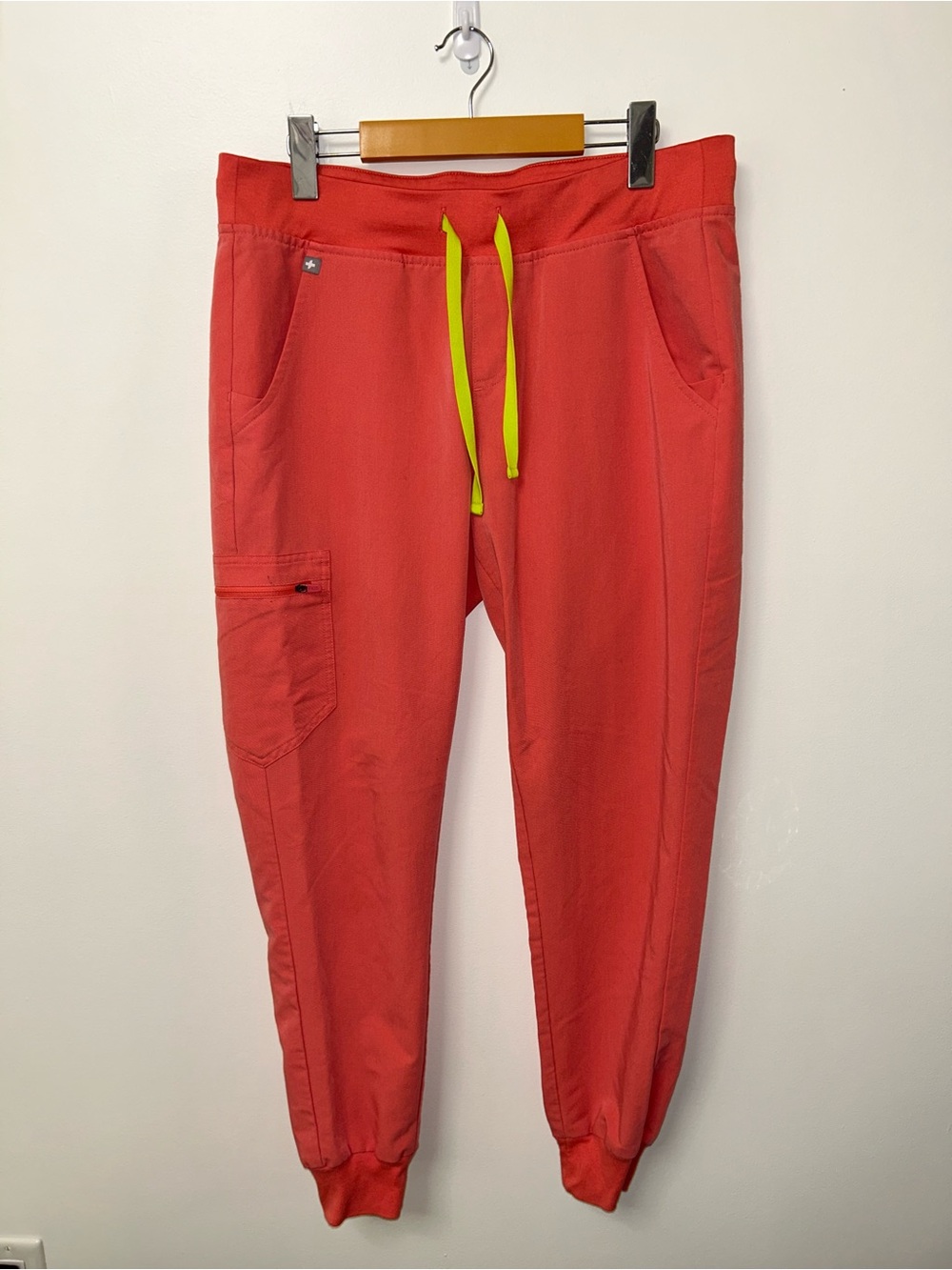 FIGS Jogger Scrub Pants